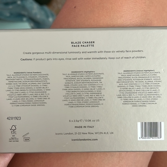 Iconic London Blaze Chaser Face Palette BNIP - Picture 5 of 5